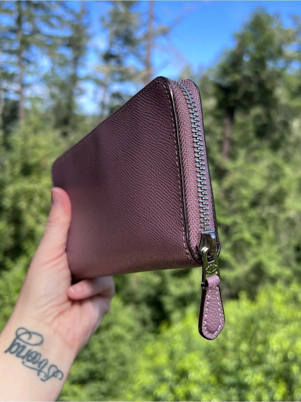 COACH Crossgrain Leather Wallet Purple with Silver Hardware AUTHENTIC